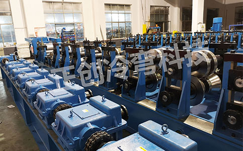 汽車車廂板設(shè)備在使用過程中為什么會(huì)出現(xiàn)過熱的情況